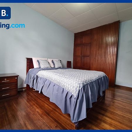 Departamento En Centro Historico Apartment กูเอ็งกา ภายนอก รูปภาพ