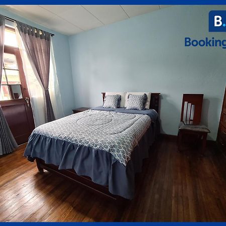 Departamento En Centro Historico Apartment กูเอ็งกา ภายนอก รูปภาพ