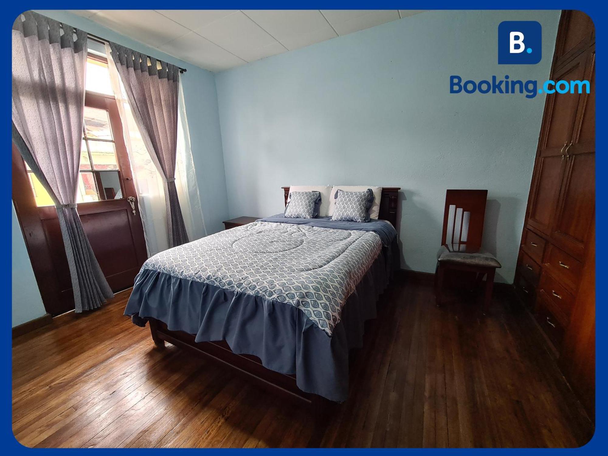 Departamento En Centro Historico Apartment กูเอ็งกา ภายนอก รูปภาพ