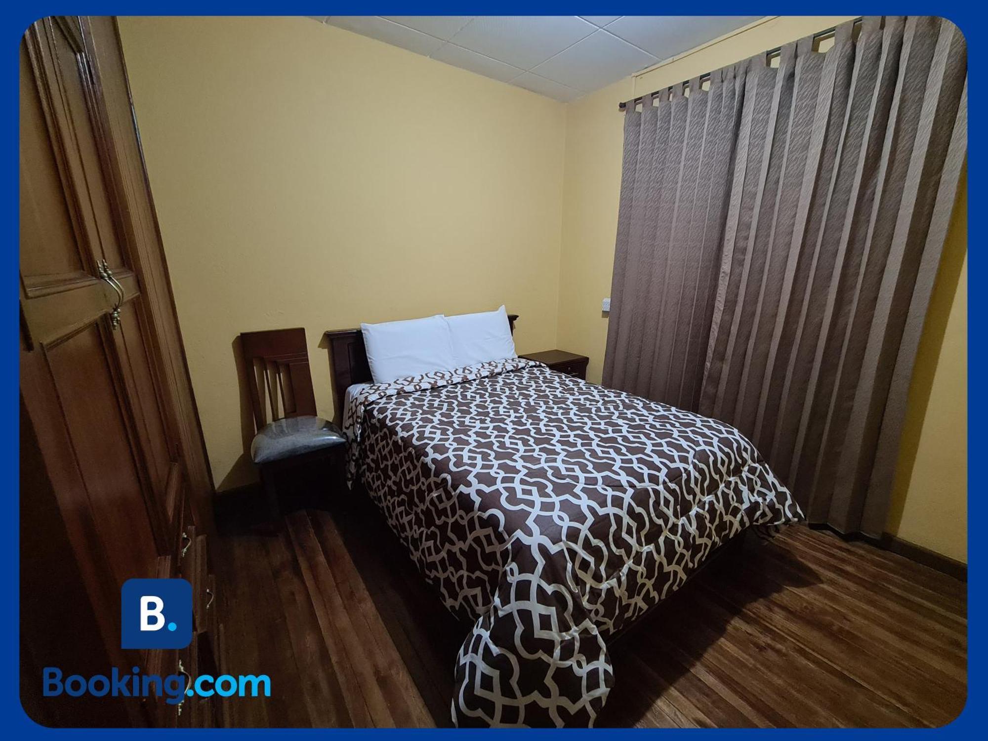 Departamento En Centro Historico Apartment กูเอ็งกา ภายนอก รูปภาพ