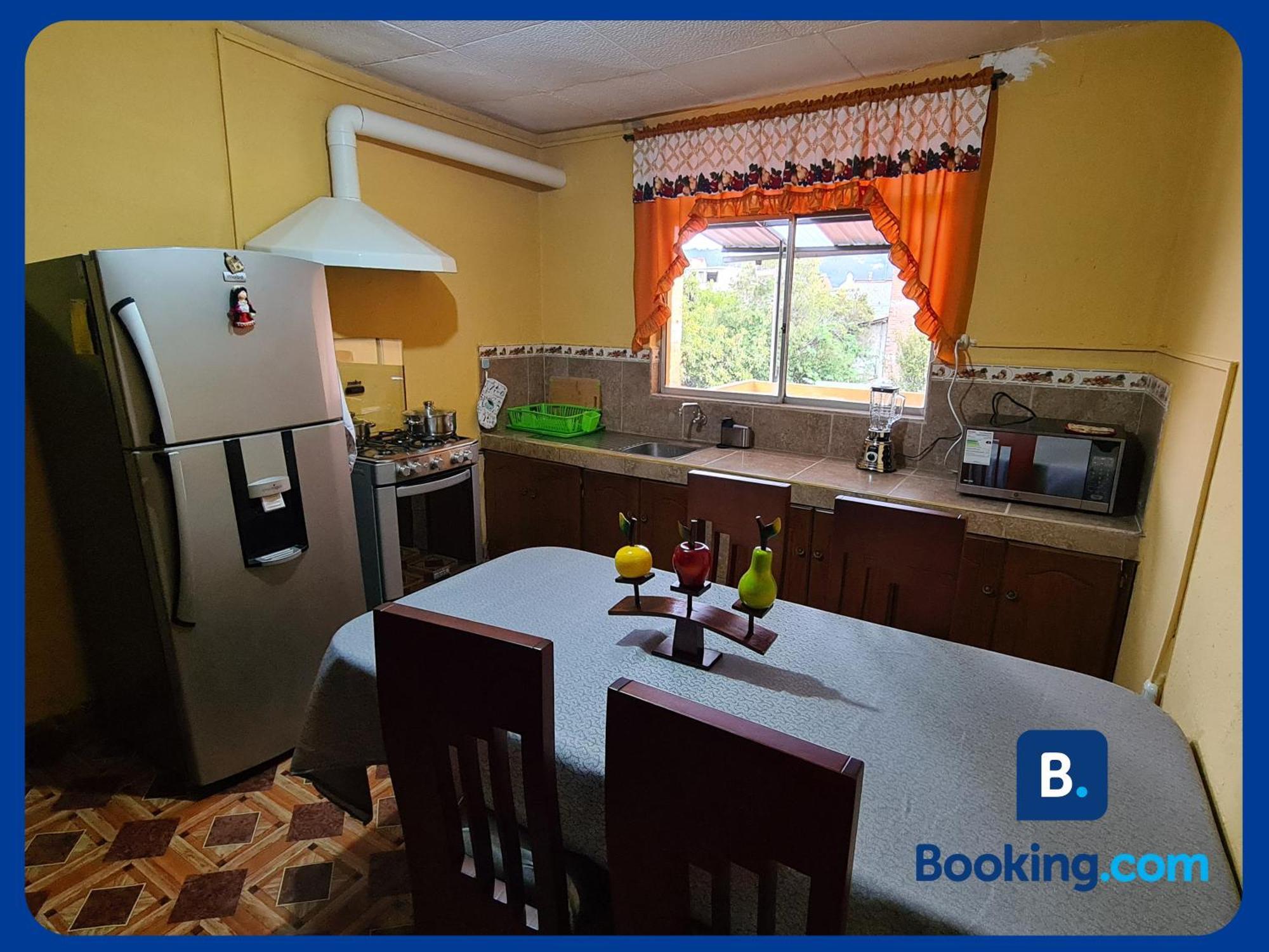 Departamento En Centro Historico Apartment กูเอ็งกา ภายนอก รูปภาพ